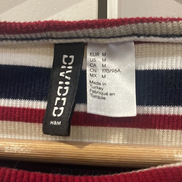 HM TOP - Picture 2 of 2